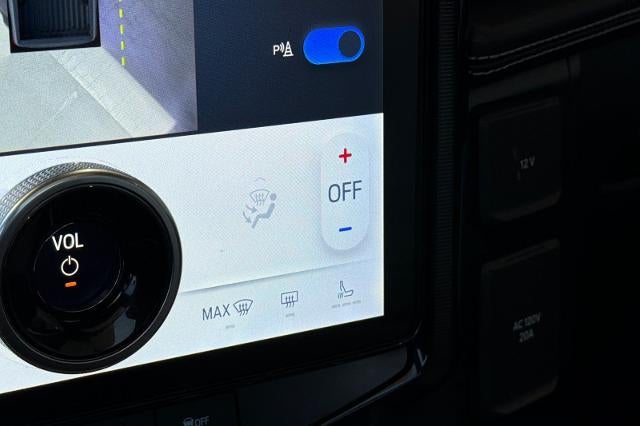 2023 Ford F-150 Lightning Pro