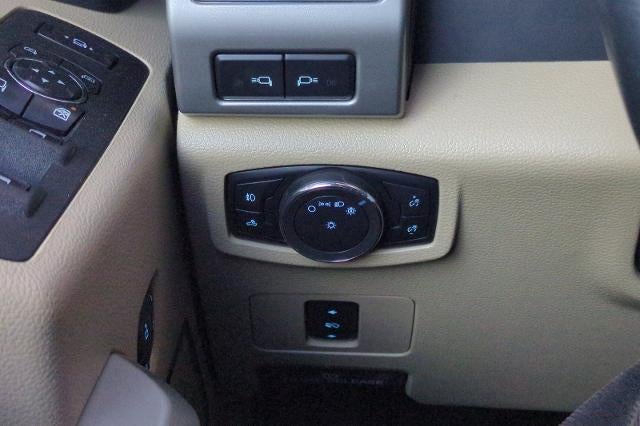 2017 Ford SUPER DUTY F-350 SRW LARIAT