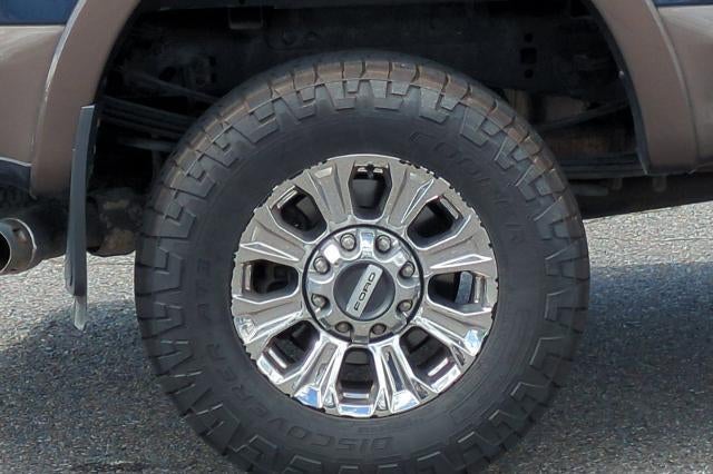2017 Ford SUPER DUTY F-350 SRW LARIAT