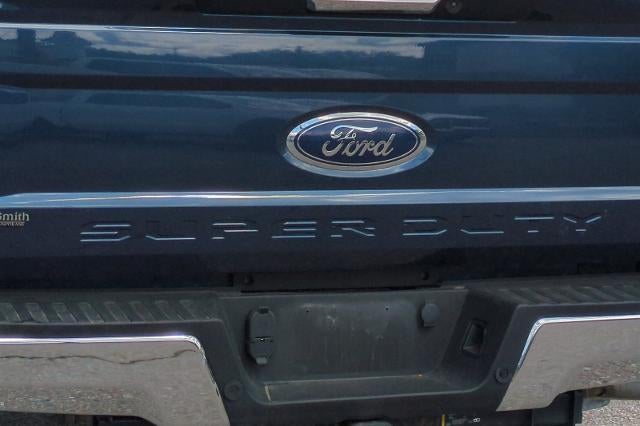 2017 Ford SUPER DUTY F-350 SRW LARIAT