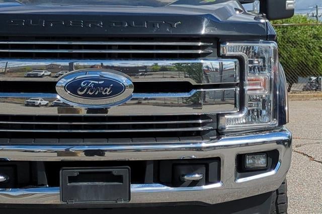 2017 Ford SUPER DUTY F-350 SRW LARIAT