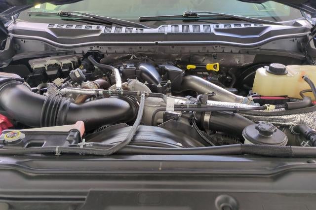 2017 Ford SUPER DUTY F-350 SRW LARIAT
