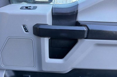 2017 Ford Super Duty F-350 SRW Lariat