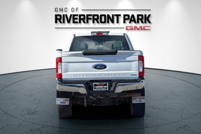 2017 Ford Super Duty F-350 SRW Lariat