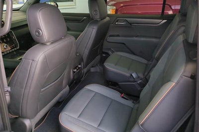 2024 GMC Acadia AT4