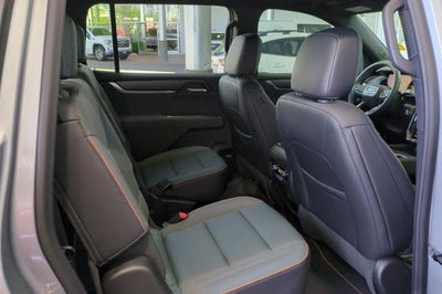 2024 GMC Acadia AT4