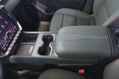 2024 GMC Acadia AT4