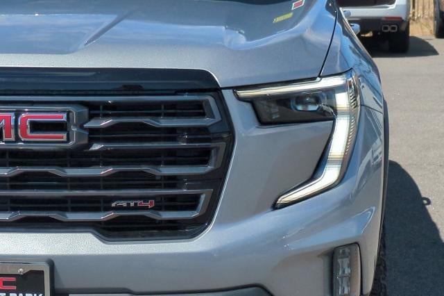 2024 GMC Acadia AT4