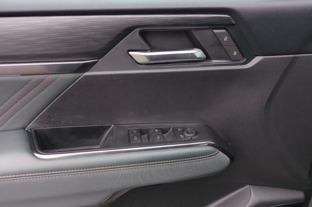 2025 GMC Acadia AT4