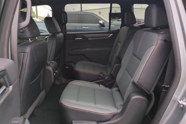 2025 GMC Acadia AT4