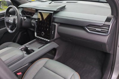 2025 GMC Acadia AT4