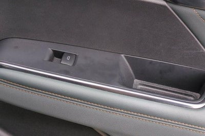 2025 GMC Acadia AT4