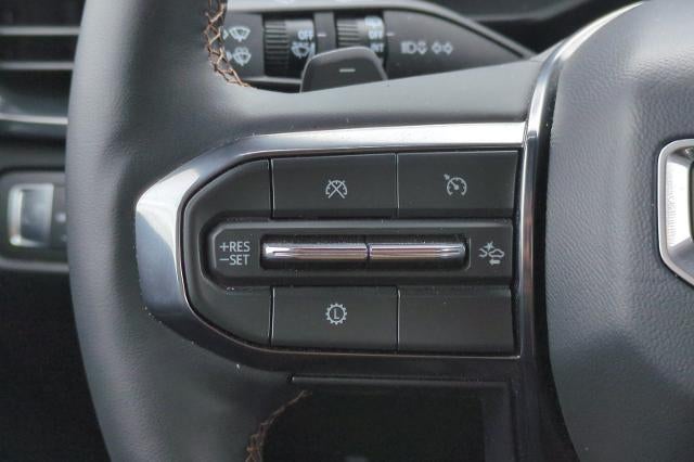 2025 GMC Acadia AT4