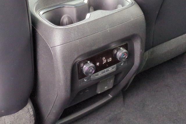 2025 GMC Acadia AT4