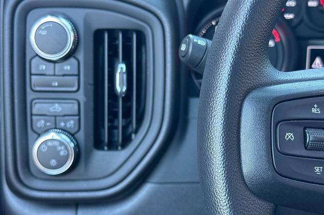 2024 GMC Sierra 2500 HD Pro