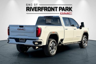 2024 GMC Sierra 3500 HD Denali