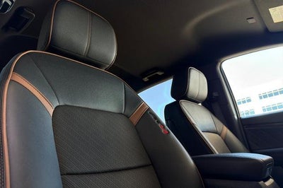 2025 GMC Canyon AT4