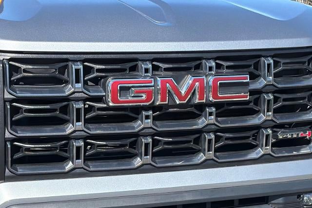 2025 GMC Canyon AT4