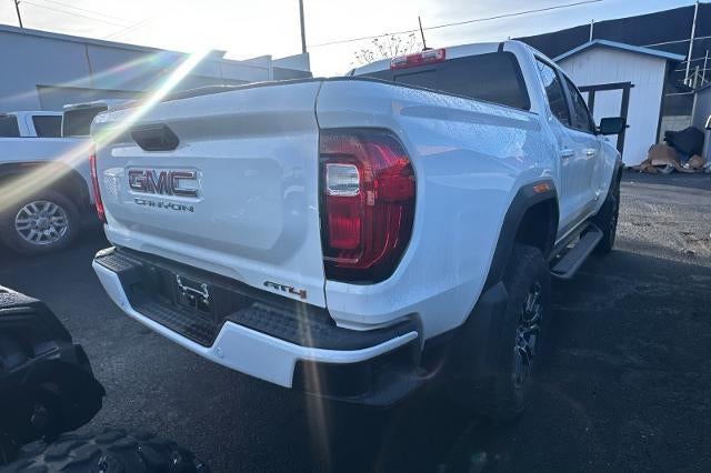 2024 GMC Canyon AT4
