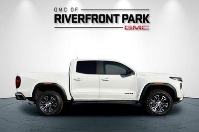 2023 GMC Canyon AT4