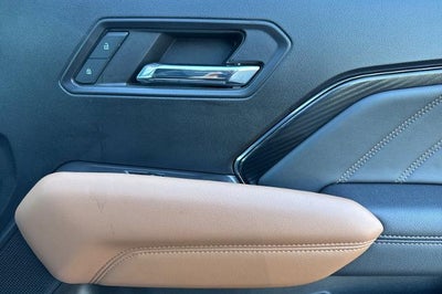 2023 GMC Canyon AT4
