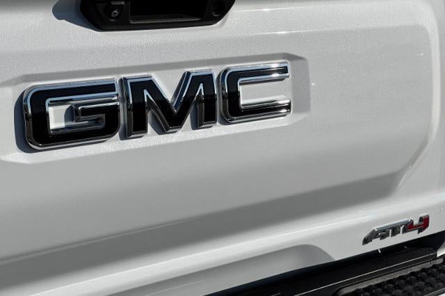 2023 GMC Canyon AT4