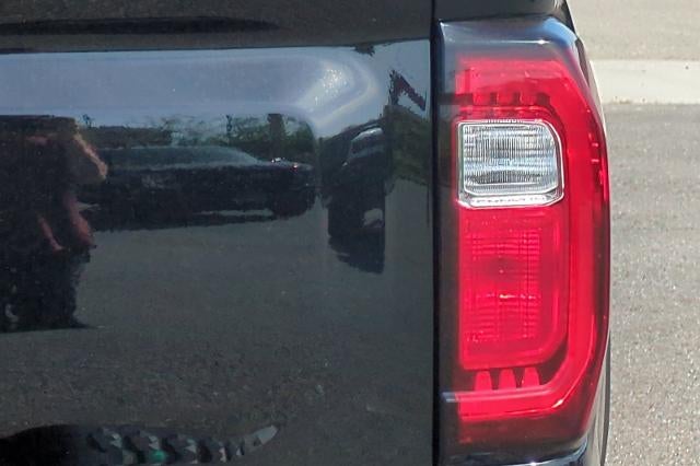 2023 GMC Canyon Denali