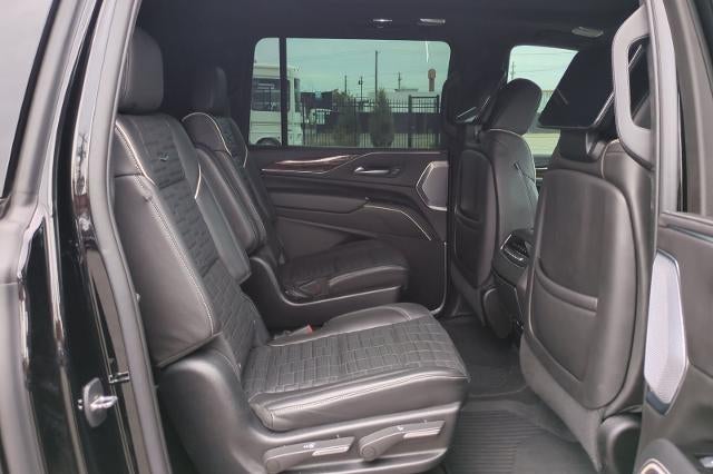 2023 Cadillac Escalade ESV 4WD Sport Platinum