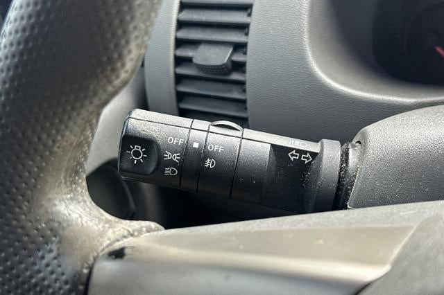 2011 Nissan Frontier SV