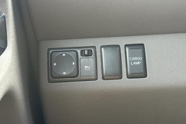 2011 Nissan Frontier SV