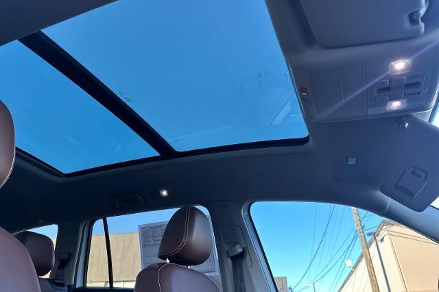 2022 Volkswagen Atlas 2.0T SE w/Technology