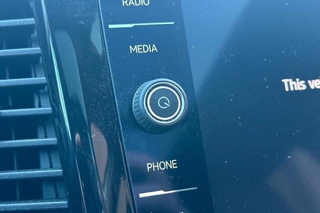 2022 Volkswagen Atlas 2.0T SE w/Technology