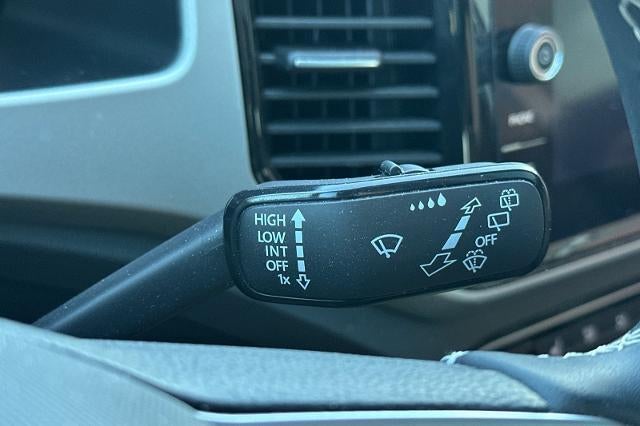 2022 Volkswagen Atlas 2.0T SE w/Technology