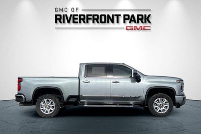 2024 Chevrolet Silverado 3500 HD High Country