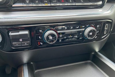 2024 Chevrolet Silverado 3500 HD High Country