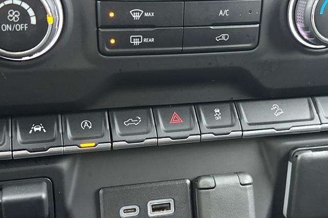 2023 Chevrolet Silverado 1500 Custom Trail Boss