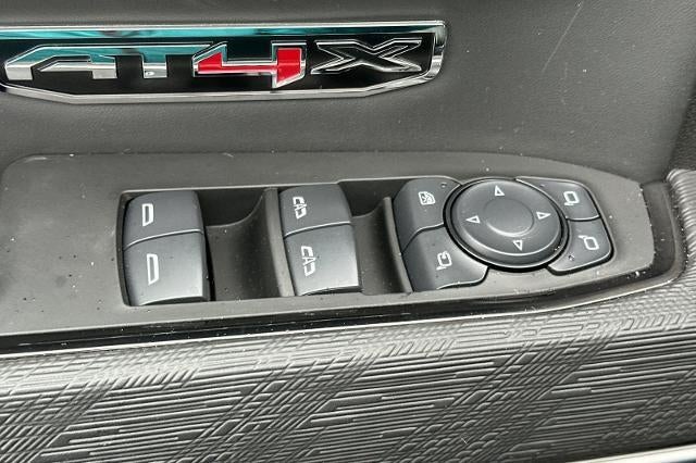 2025 GMC Sierra 1500 AT4X