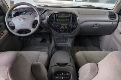 2005 Toyota Sequoia SR5