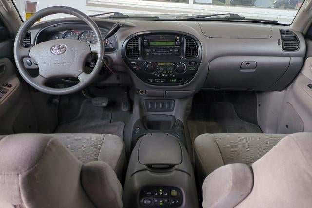 2005 Toyota Sequoia SR5
