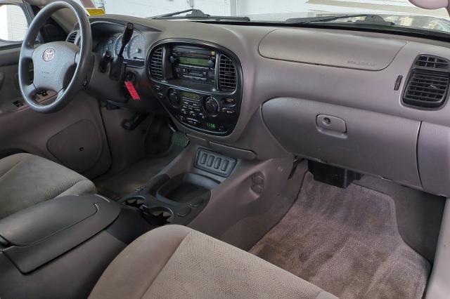 2005 Toyota Sequoia SR5