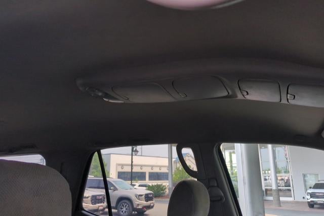 2005 Toyota Sequoia SR5