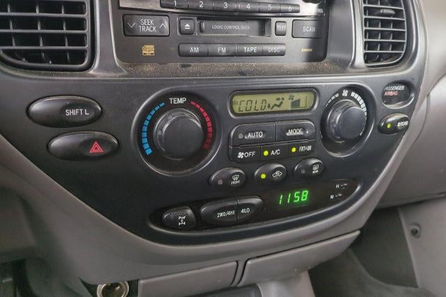 2005 Toyota Sequoia SR5