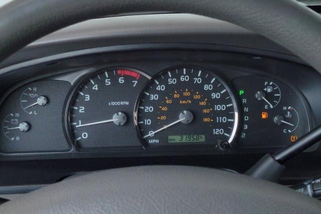 2005 Toyota Sequoia SR5
