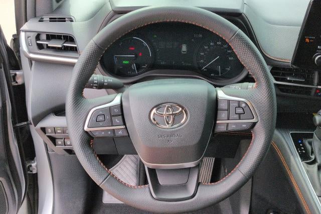2024 Toyota Sienna LE