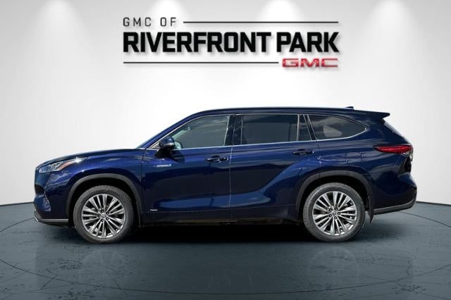 2021 Toyota Highlander Hybrid Platinum