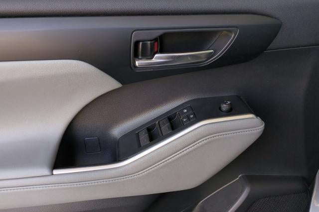 2020 Toyota Highlander Hybrid XLE