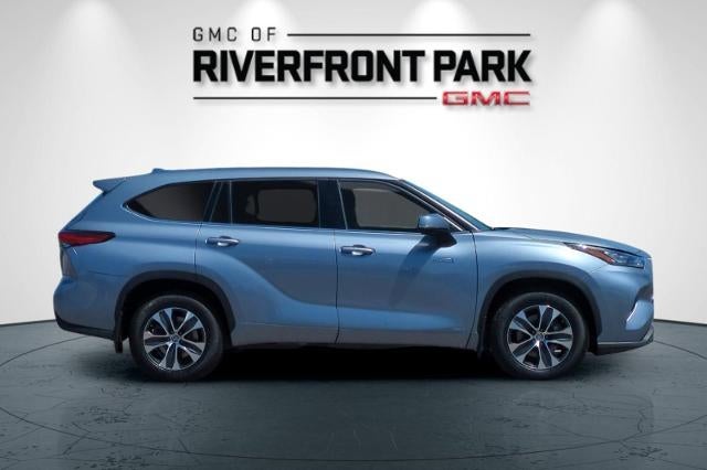 2020 Toyota Highlander Hybrid XLE