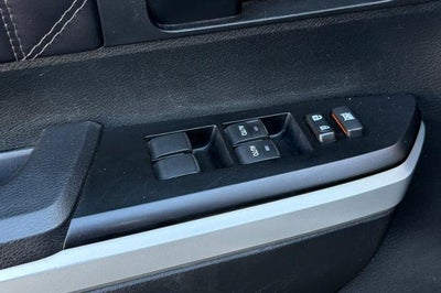 2017 Toyota Tundra 4WD Platinum