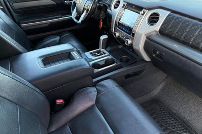 2017 Toyota Tundra 4WD Platinum