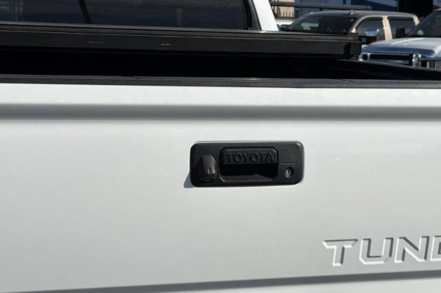 2017 Toyota Tundra 4WD Platinum